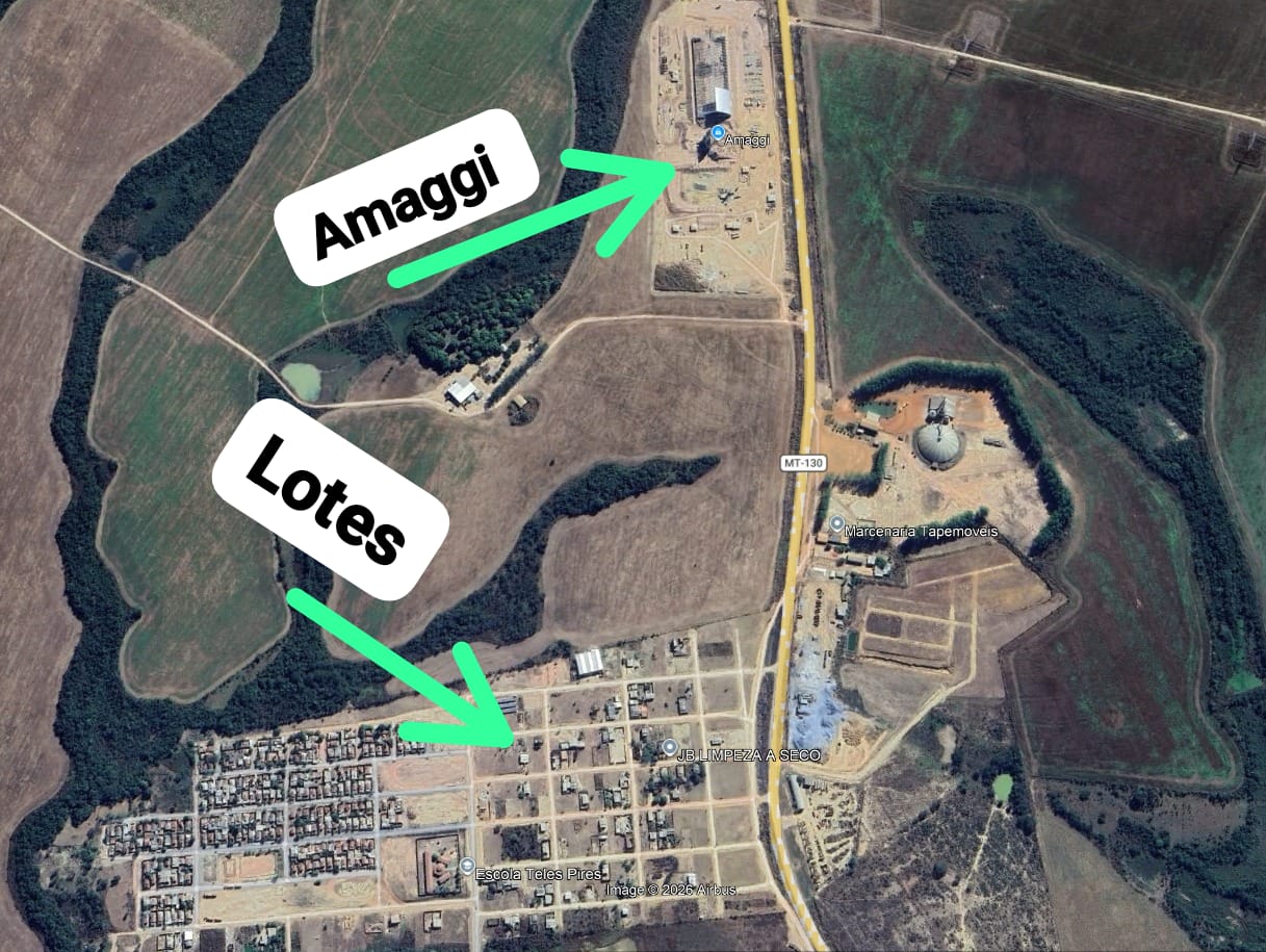 Áreas urbanas - 300 m2 cada uma