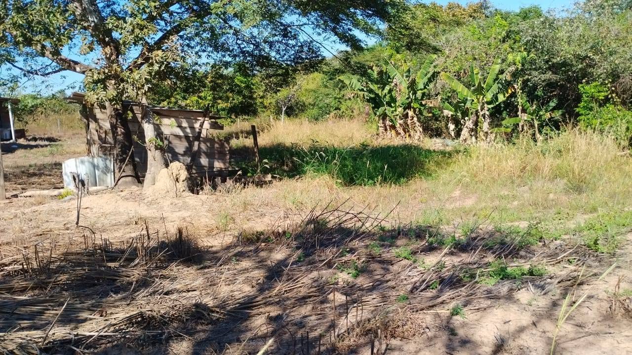 Área urbana - 1.700 m2