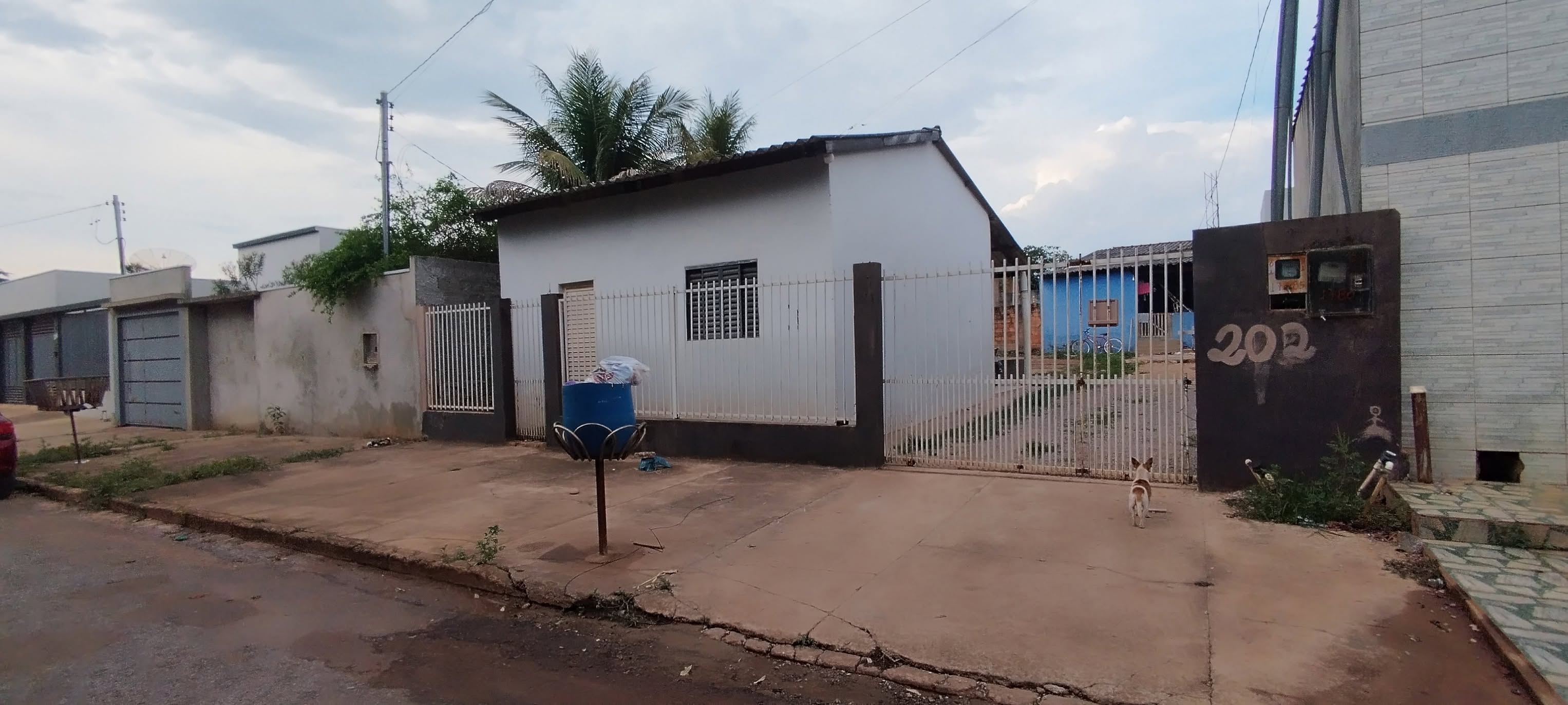 Casas residenciais - 02 mesmo lote