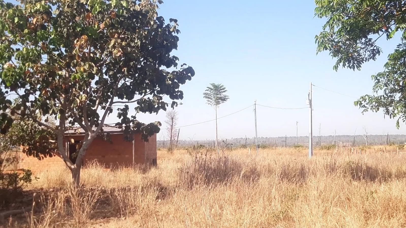 Área rural - 16,383 ha