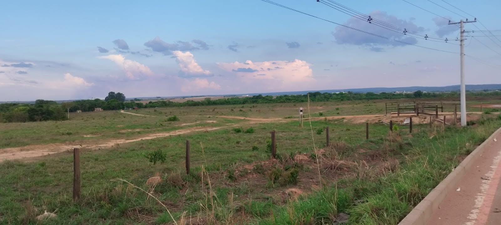 Áreas urbanas - 1.653 m2 / 2.006 m2