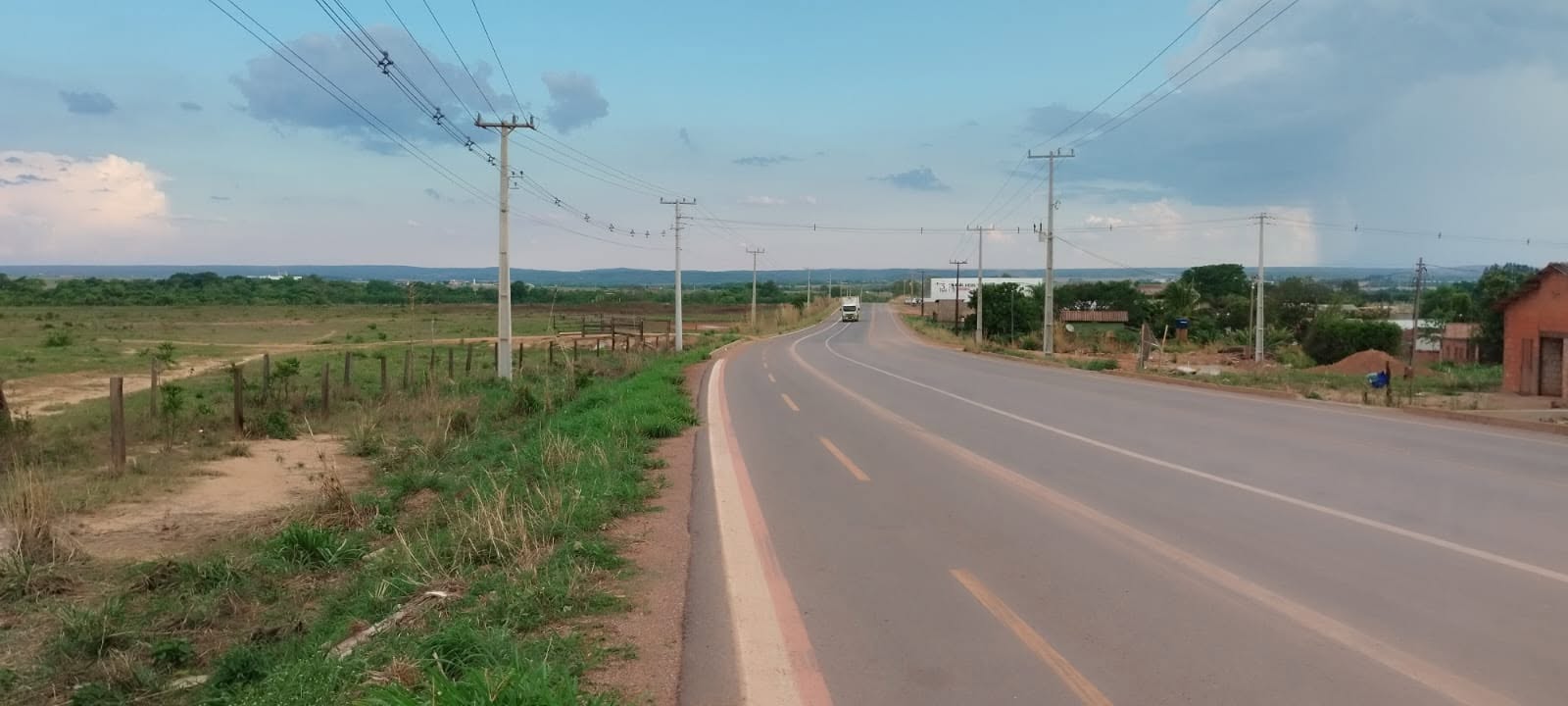 Áreas urbanas - 1.653 m2 / 2.006 m2